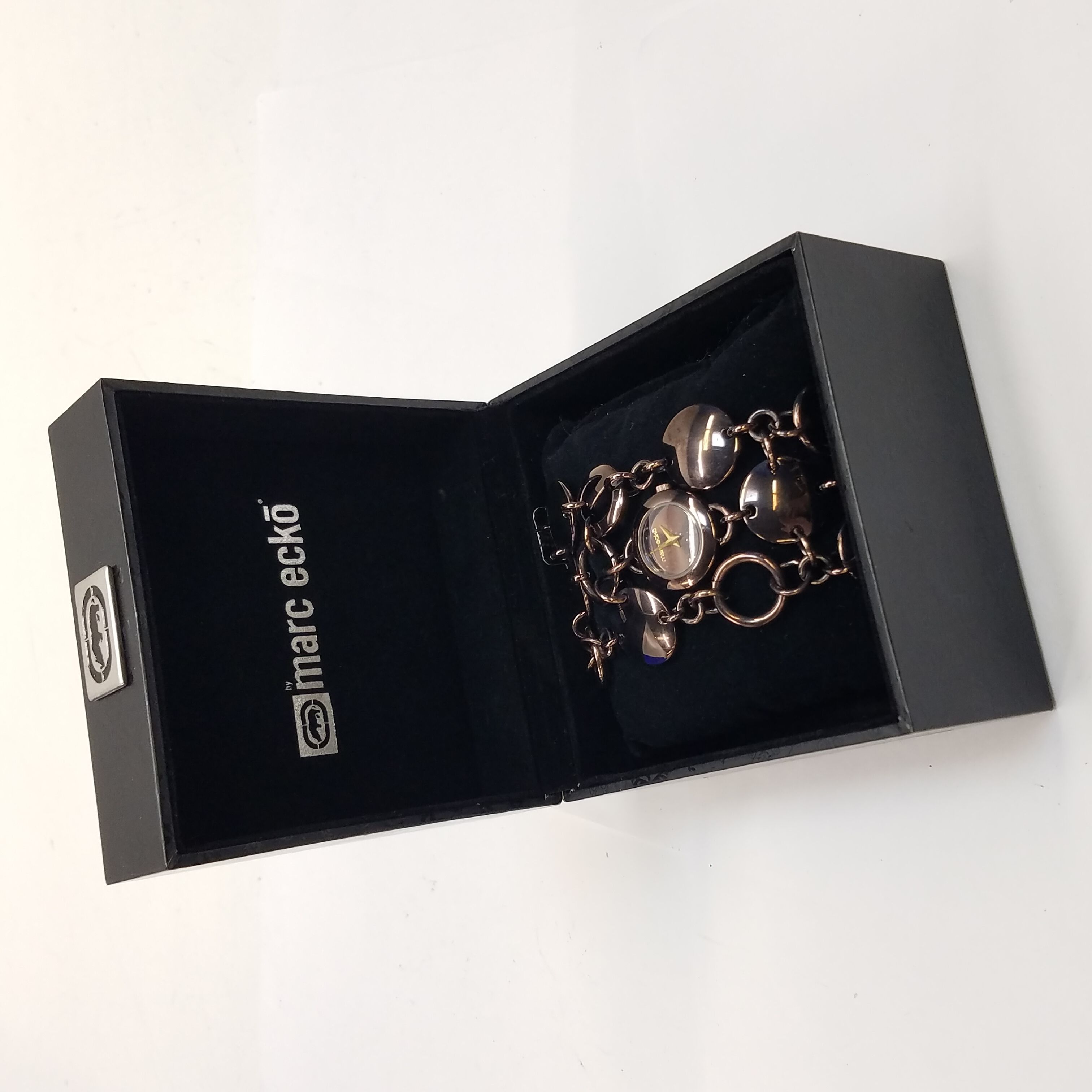 Marc Ecko Men's E18570G1 Stadion Chronograph Silver-Tone Bracelet Watch :  Marc Ecko: Amazon.in: Fashion