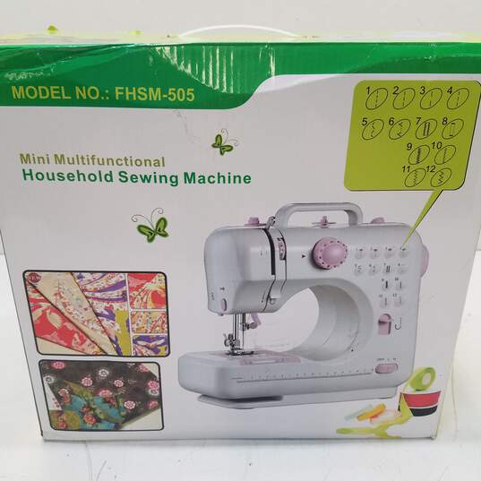 Mini Multifunctional Household Sewing Machine FHSM-505 image number 1