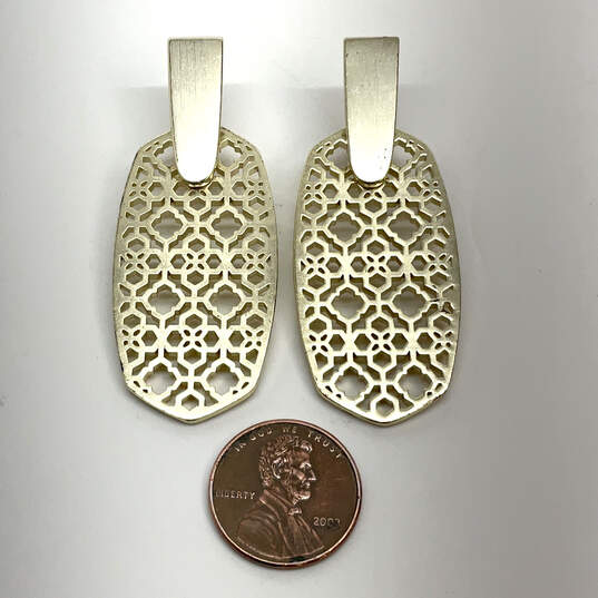 Designer Kendra Scott Gold-Tone Shiny Aragon Drop Earrings With Dust Bag image number 2