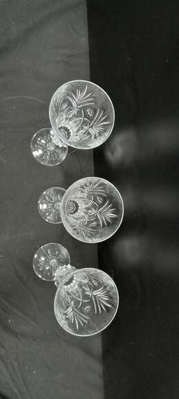 Crystal Fluted Champagne Glasses 3pc Set alternative image
