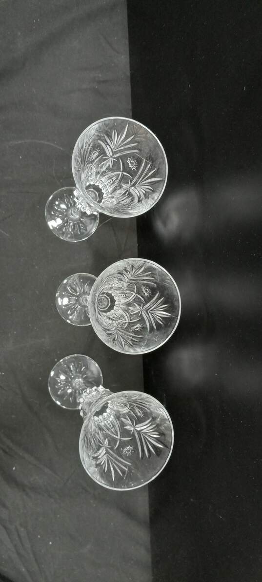 Crystal Fluted Champagne Glasses 3pc Set image number 2