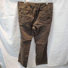 G.H. Bass & Co Olive Green Jeans Men's Size 38x34 alternative image