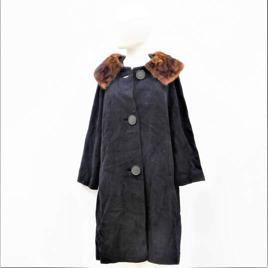 Vintage Women's Black Wool Coat With Mink Fur Trim image number 1