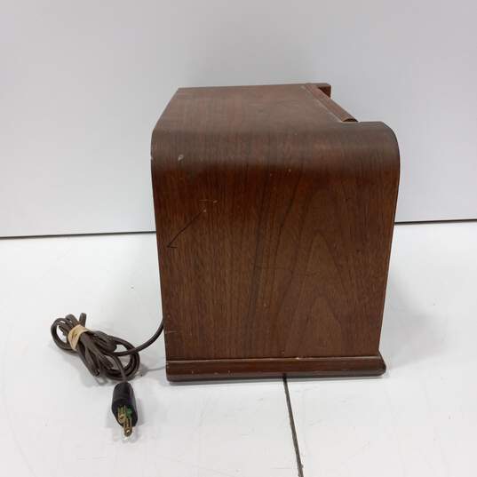 Brown Wooden Philico 42-322 AM/SW Radio-1942 image number 3