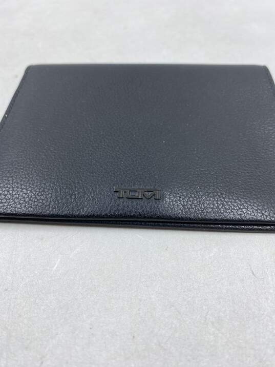 Authentic Tumi Black Wallet - Size One Size image number 2
