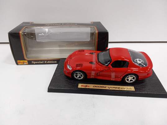 Maisto Special Edition Dodge Viper GTS 1997 1:18 image number 1