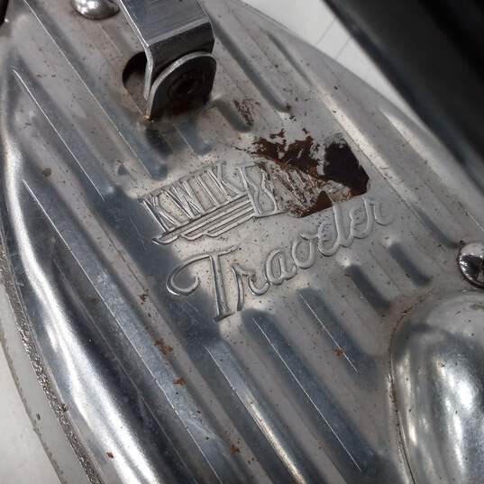 Vintage Kwik Traveler Electric Flat Iron image number 3