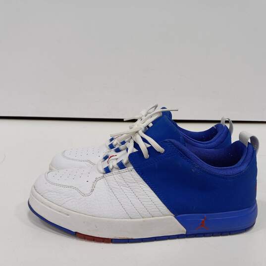 Jordan Men's Blue & White Sneakers Size 9.5 image number 3