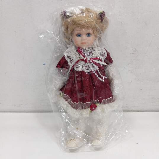 Heritage Signature Collection Porcelain Doll in Original Box image number 2