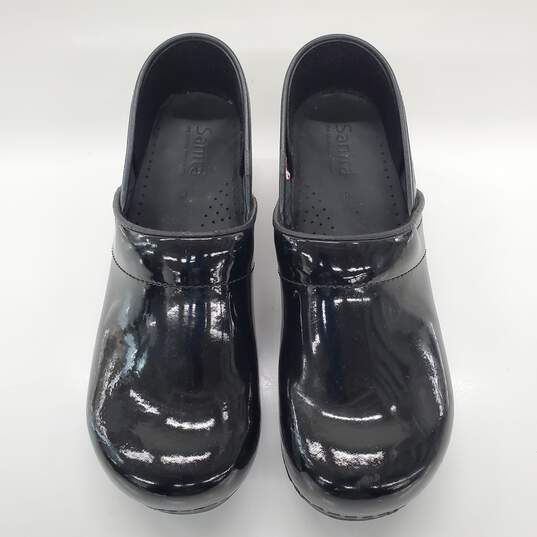 Sanita Sabel Women's Patent Leather Work Clog Shoes Size 40-Black image number 4