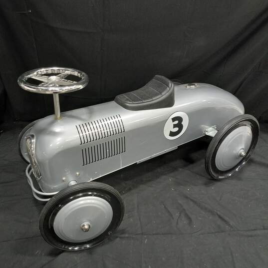 Gray Racer Car w/ #3 On The Side image number 1