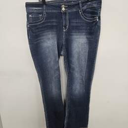 Wallflower Classic Fit Blue Jeans