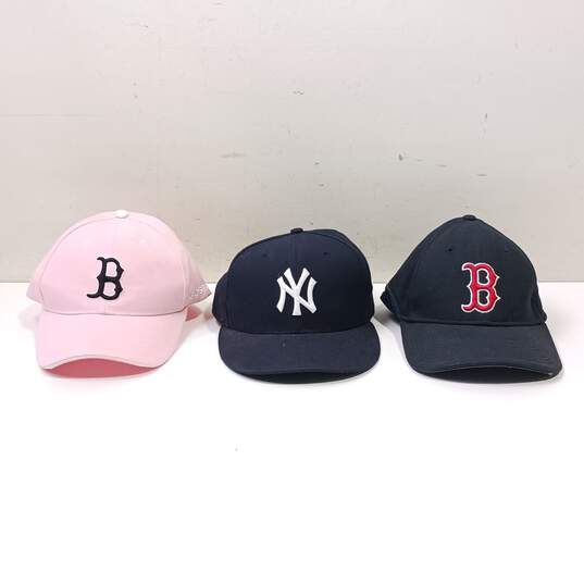 Bundle Of 7 Assorted MLB Sports Hats image number 4