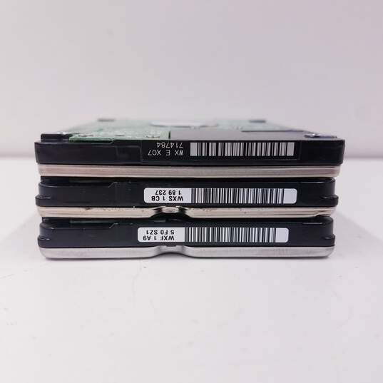 Western Digital Internal Hard Drives - Lot of 3 image number 3