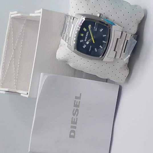 Diesel NIB DZ1556 Black Dial Silver Tone Watch image number 1