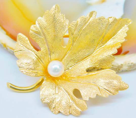 Ethereal 14K Yellow Gold Pearl Accented Leaf Brooch 3.6g image number 1