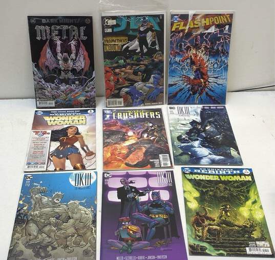 DC Comic Books Box Lot image number 2