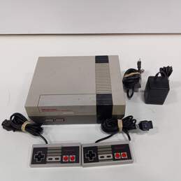 Vintage Nintendo Entertainment System Game Console