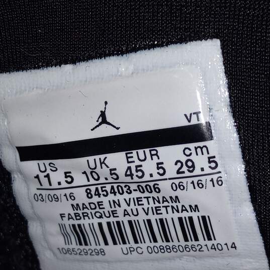 Nike Men's 8454003-006 Shoe Size 11.5 image number 6