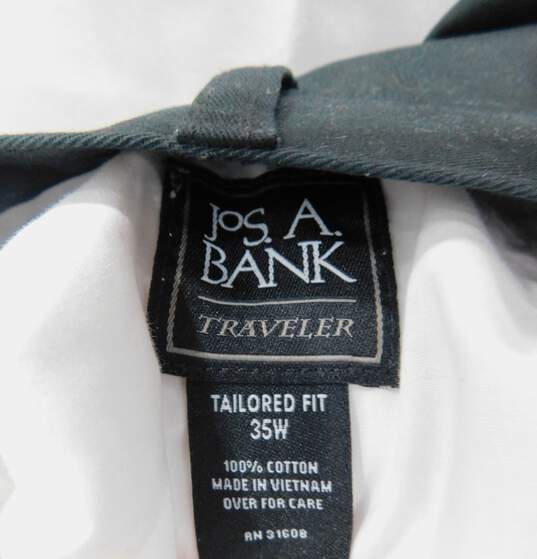 Men's Jos A Bank Travelers Tailored Fit Shorts Black Size 35 image number 3