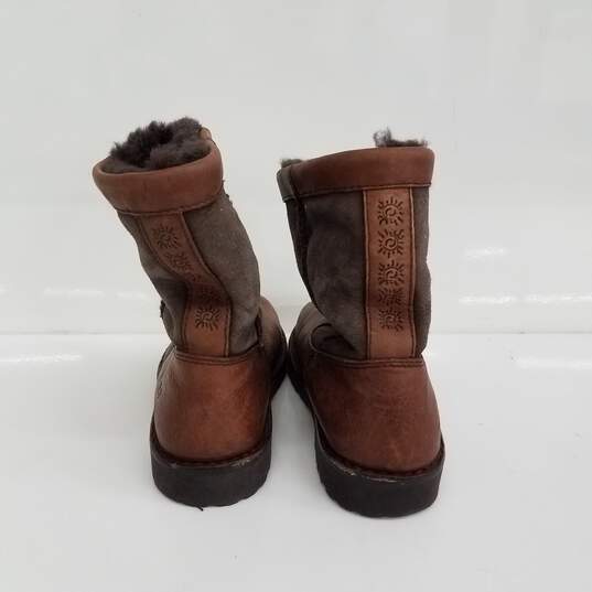 UGG Australian Beacon Boots Size 3 image number 4