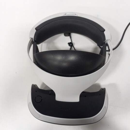 Sony PlayStation VR White Headset image number 3