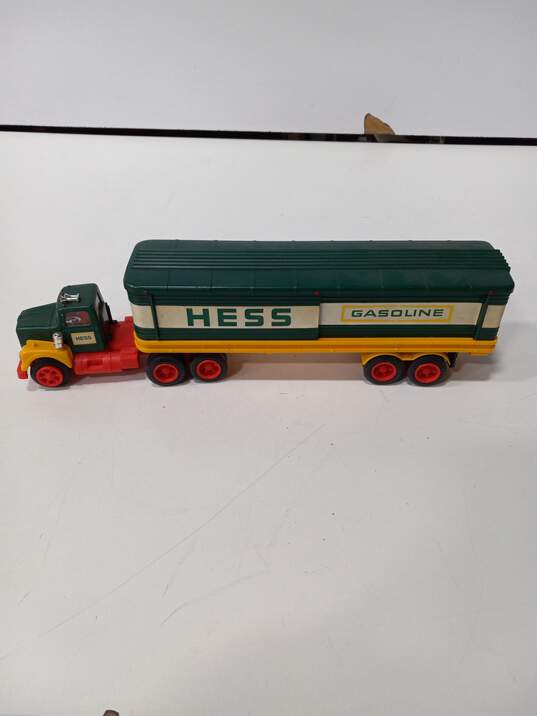 Vintage Hess Gasoline Toy Model Truck In Original Box image number 4