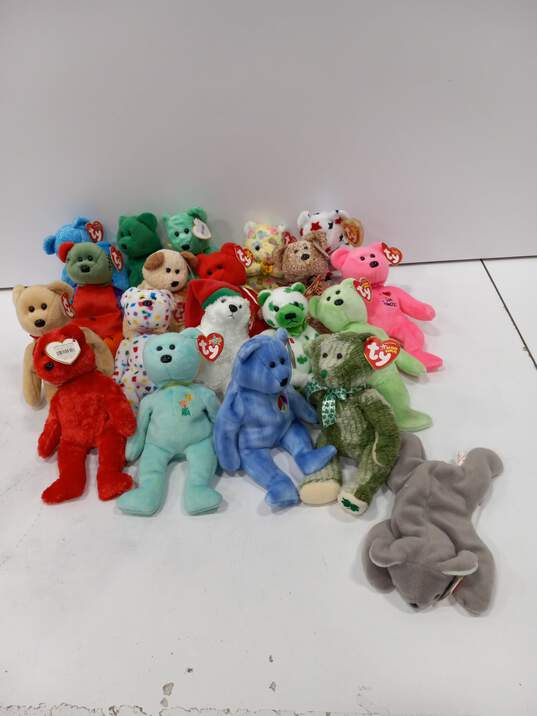 Bundle of Assorted TY Beanie Babies image number 1