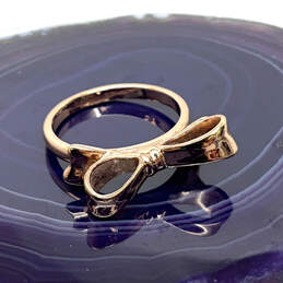 Designer Kate Spade Gold-Tone Ribbon Knott Classic Mini Bow Band Ring alternative image