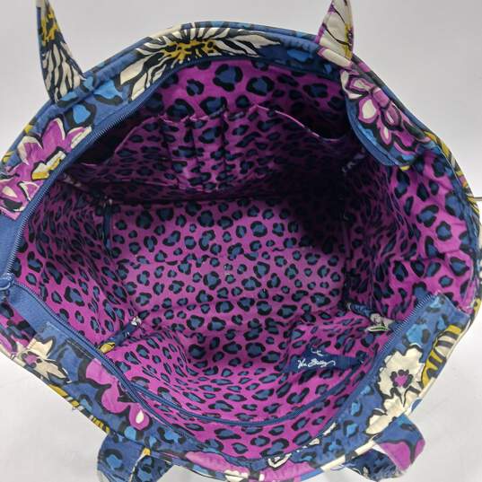 Vera Bradley Floral Pattern Tote & Crossbody Handbag Bundle image number 4