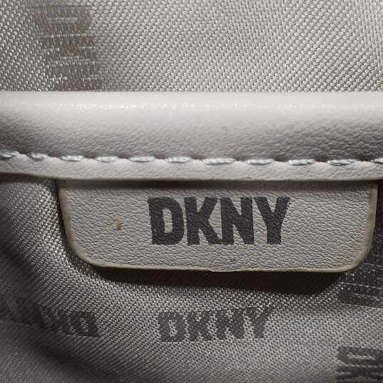 Women's Gray & Navy DKNY Purse image number 5
