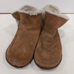 Womens Nakiska NL3389-224 Tan Suede Faux Fur Round Toe Bootie Slipper Size 7