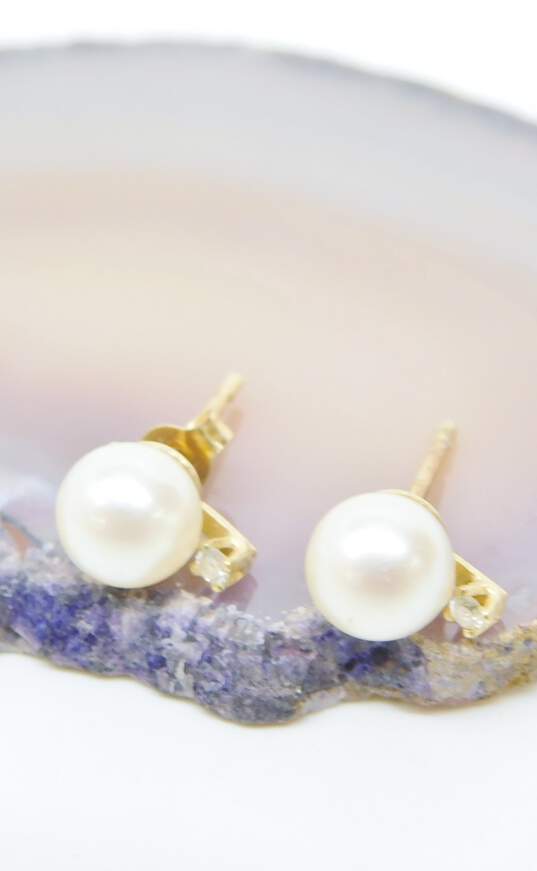 14K Yellow Gold Pearl & White Sapphire Accent Post Earrings 0.9g image number 4