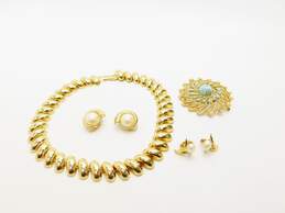 VNTG Sarah Coventry, Richelieu & Napier Faux Gemstone Polished Gold Tone Jewelry