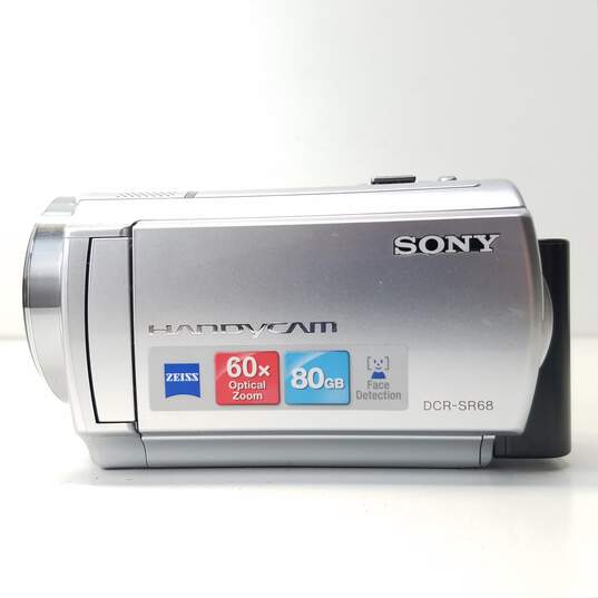 Sony Handycam DCR-SR68 80GB Hard Disk Drive Camcorder image number 4