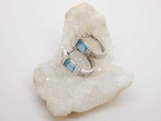 (G) 14k White Gold Blue Topaz & Diamond Accent Hinged Hoop Earrings 6.1g image number 2