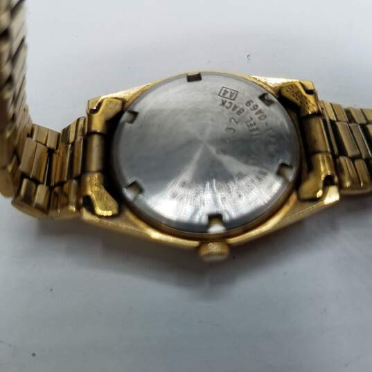 Vintage Seiko Gold Tone Day-date Stainless Steel Watch image number 4