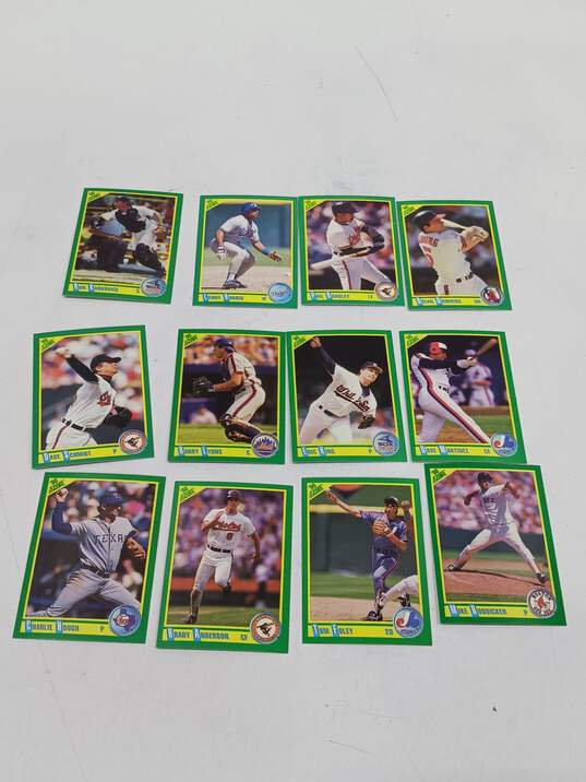 9.50 lbs. Bulk Assorted Sports Trading Cards image number 5