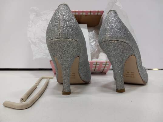 Diva Lounge Women's Silver Shoes Size 6.5 image number 2
