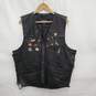 Leather Gallery MN's Black Leather Vest w Decal Pins Size 46-T image number 2