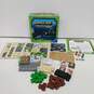 Minecraft Builders & Biomes Board Game image number 1