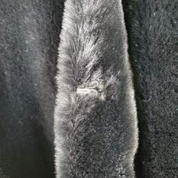 TRF Outerwear Women's Faux Fur Jacket SZ XL alternative image