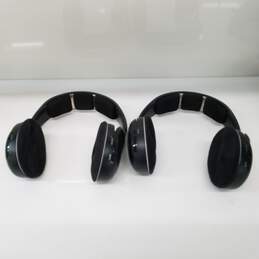 Sennheiser HDR 120 Wireless Headphones with stand P/R alternative image