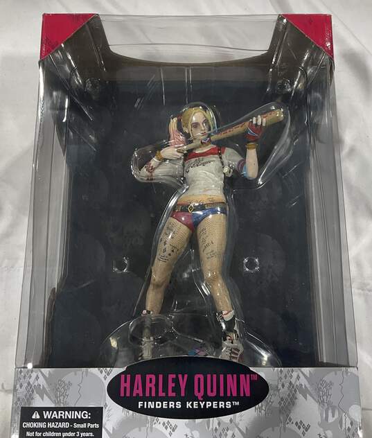 Harley Quinn image number 1