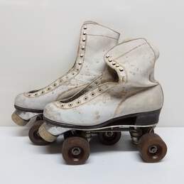 Vintage Reidell Roller Skates alternative image