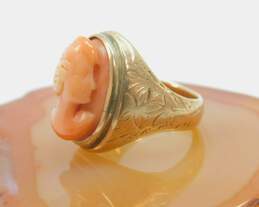 Antique 10K Yellow Gold Carved Coral Cameo Ring 6.6g alternative image
