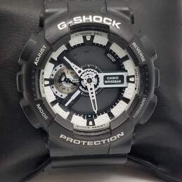 Casio G Shock GA-110BW 48mm WR 20 Bar Shock Resist Antimagnetic Sports Watch 66g