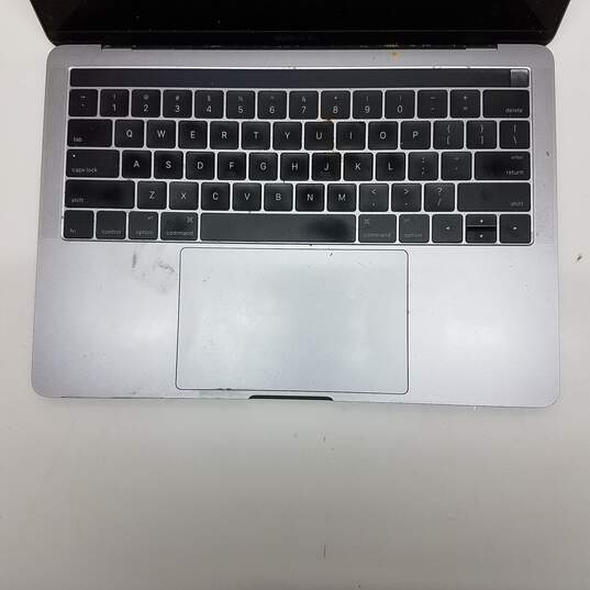 2016 MacBook Pro 13in Touch Laptop Intel i5-6267U CPU 8GB RAM 256GB SSD image number 2