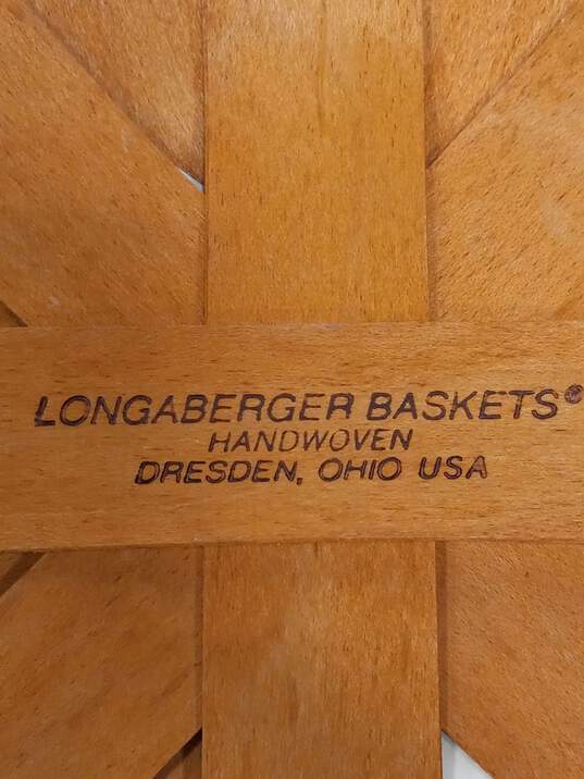 Large Round Woven Longaberger Basket W/Liner image number 3
