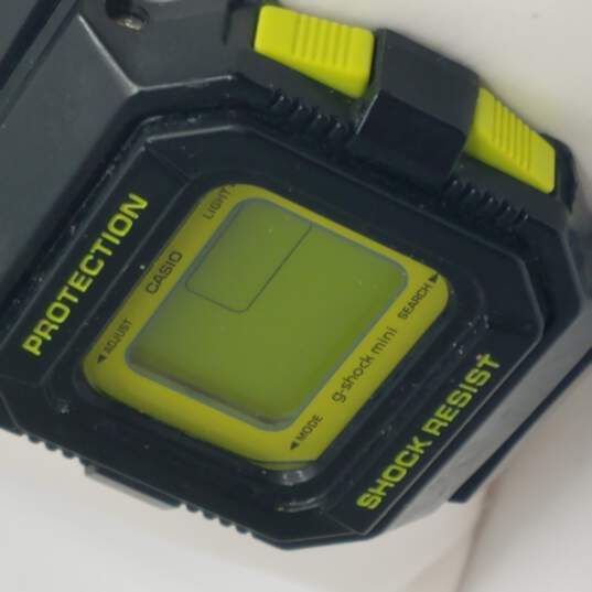 tryk pensionist Sydøst Buy the Casio G-Shock Mini GMN-550 Neon Green & Black Watch | GoodwillFinds